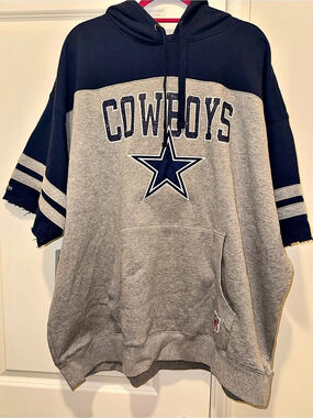 NFL Pro Line Dallas Cowboys Graphic Hoodie Gray Blue